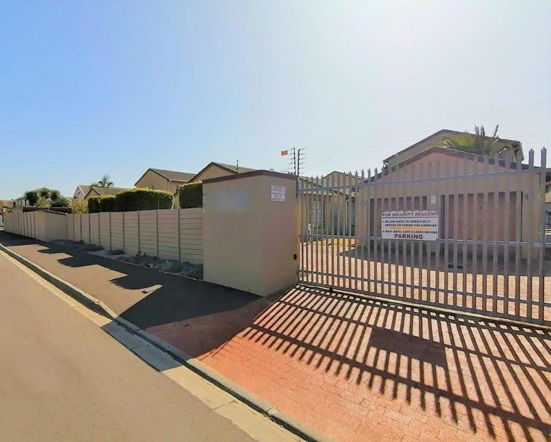 2 Bedroom Property for Sale in Goodwood Park Western Cape